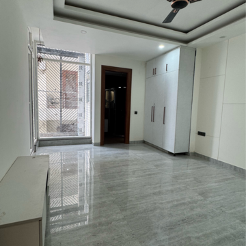 Room in 3 BHK Builder Floor at Sushant Lok 2, Sector 56 – for Sale
