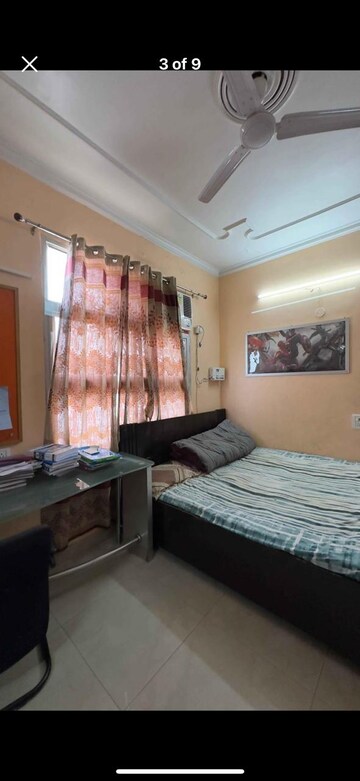 Bedroom in 3 BHK Builder Floor at Palam Vihar – for Sale