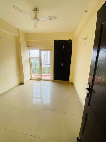 Building Lobby in 3 BHK Apartment at Aims Golf Avenue II, Sector 75 – for Sale