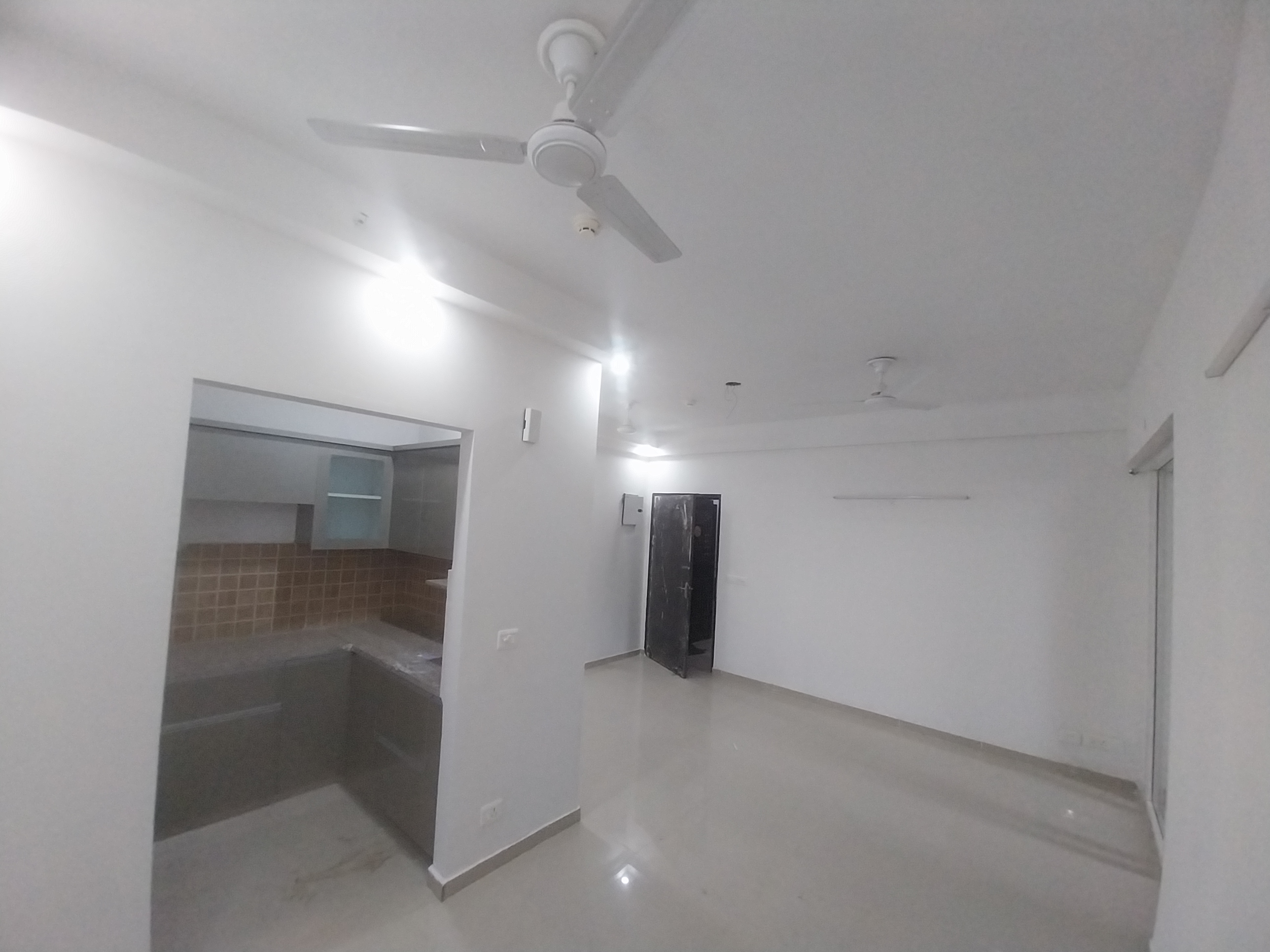 2 BHK Apartment For Rent in Mahagun Mywoods Noida Ext Sector 16c Greater Noida  7602015