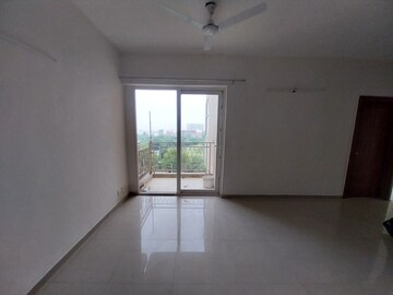 Room in 2.5 BHK Apartment at Mahagun Mywoods, Sector 16c Greater Noida – for Sale