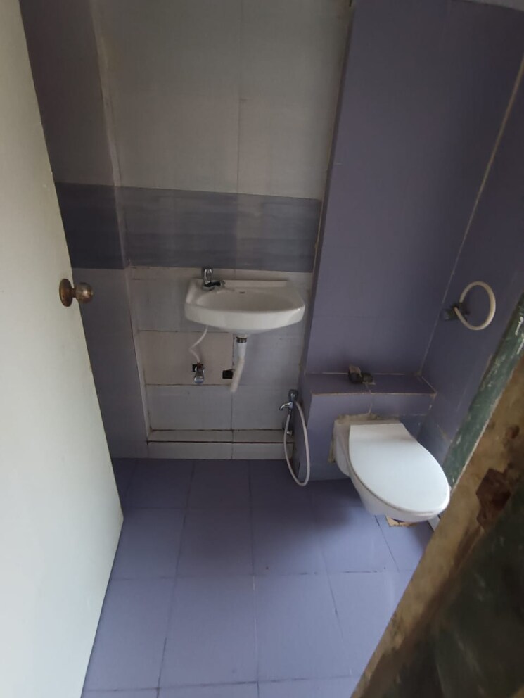 Bathroom, tiara-hills 2 Bedroom 875 Sq.Ft. Apartment In Mira Road Thane 7602112