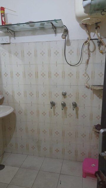 Bathroom in 5 BHK Independent House at Gomti Nagar – for Sale