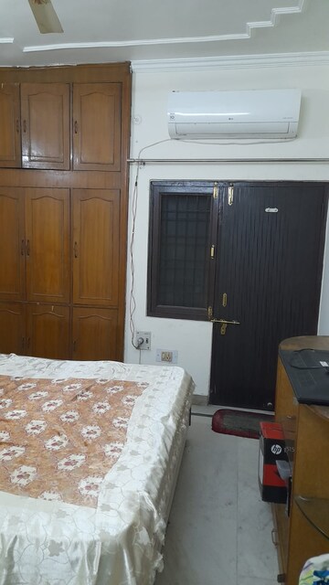 Furnished Amenities in 5 BHK Independent House at Gomti Nagar – for Sale