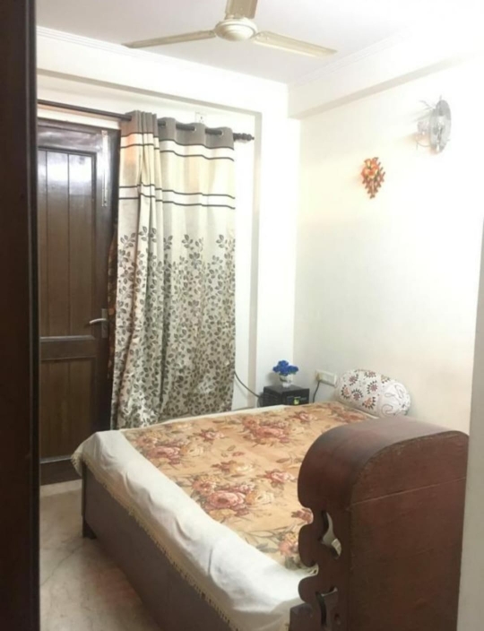 Rental 1 Bedroom 500 Sq.Ft. Builder Floor in Janakpuri Delhi 7602697
