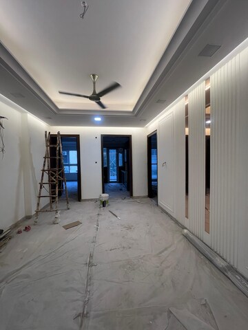 Room in 3 BHK Builder Floor at Sushant Lok 2, Sector 57 – for Sale