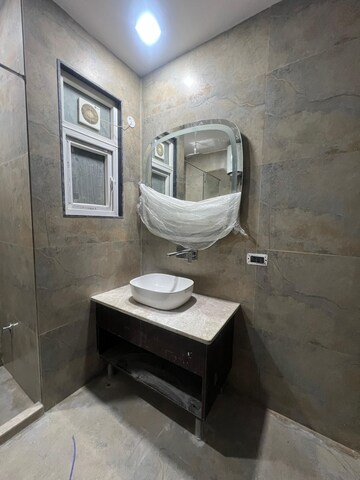 Bathroom in 3 BHK Builder Floor at Sushant Lok 2, Sector 57 – for Sale