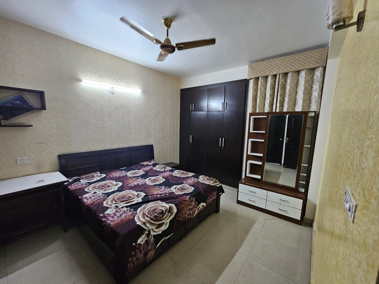 2 BHK Apartment For Rent in Mittals Rishi Apartments Chandigarh Ambala Highway Zirakpur  7603284