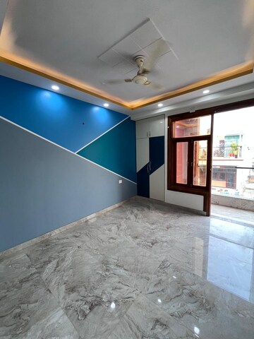 Room in 3 BHK Builder Floor at Khirki Extension – for Sale