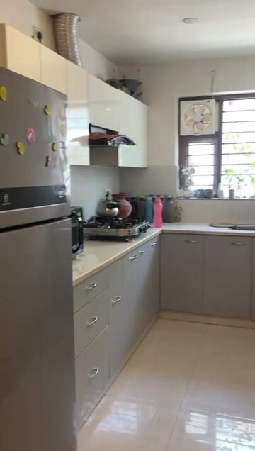 Kitchen in 2.5 BHK Builder Floor at Sector 86 – for Sale