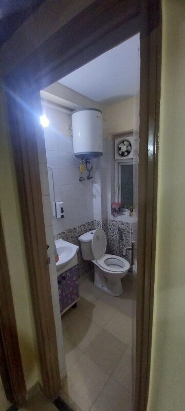 Bathroom in 2 BHK Apartment at BPTP Princess Park, Sector 86 – for Sale