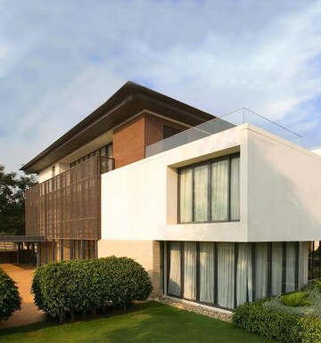 5 BHK Villa For Sale in Embassy Boulevard, Yelahanka