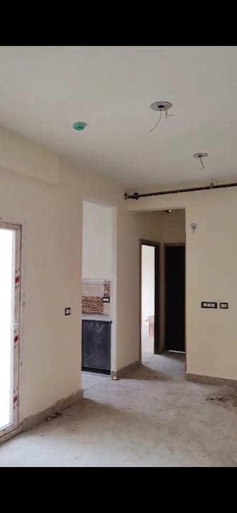 2 BHK Apartment For Rent in Mahagun Puram Phase I Nh 24 Ghaziabad  7603467