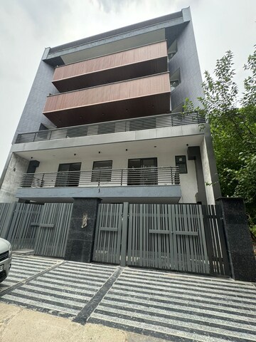 4 BHK Builder Floor For Sale in Unitech South City II, South City 2