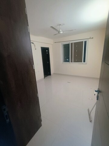 Room in 3.5 BHK Apartment at Cedar Luxuria, Sanganer – for Rent