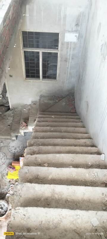 Staircase in 2 BHK Independent House at Kisan Path – for Sale