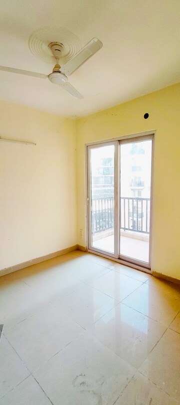 3.5 BHK Apartment For Sale in La Residentia, Tech Zone 4 Greater Noida