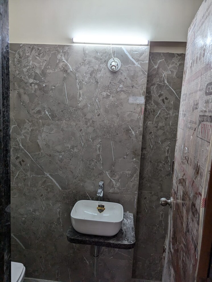 Bathroom, new-sion-chs 1 Bedroom 885 Sq.Ft. Apartment In Sion Mumbai 7603767