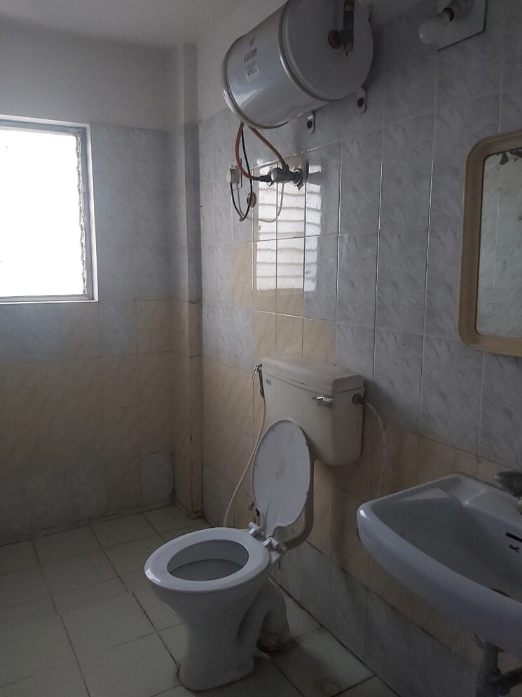Bathroom, atur-park 2 Bedroom 1200 Sq.Ft. Apartment In Koregaon Pune 7604075