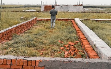 Plot For Sale in Bhopani Village