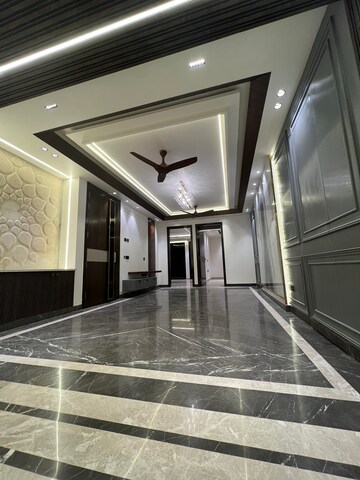 Living Room in 3.5 BHK Apartment at Whiteland The Aspen, Sector 76 – for Sale