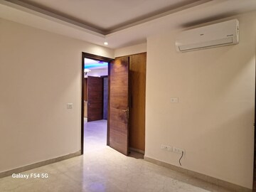 Room in 3.5 BHK Apartment at DLF Gardencity Enclave, Sector 93 – for Sale