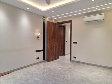 Room in 3.5 BHK Apartment at DLF Gardencity Enclave, Sector 93 – for Sale