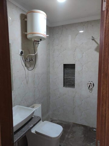 Bathroom in 3 BHK Apartment at Proview Delhi 99, Mohan Nagar – for Sale