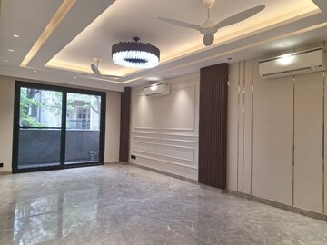 Room in 3.5 BHK Apartment at Sobha Aranya, Sector 80 – for Sale