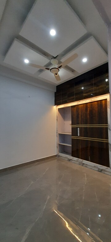 Bedroom in 1 BHK Builder Floor at Ankur Vihar – for Sale