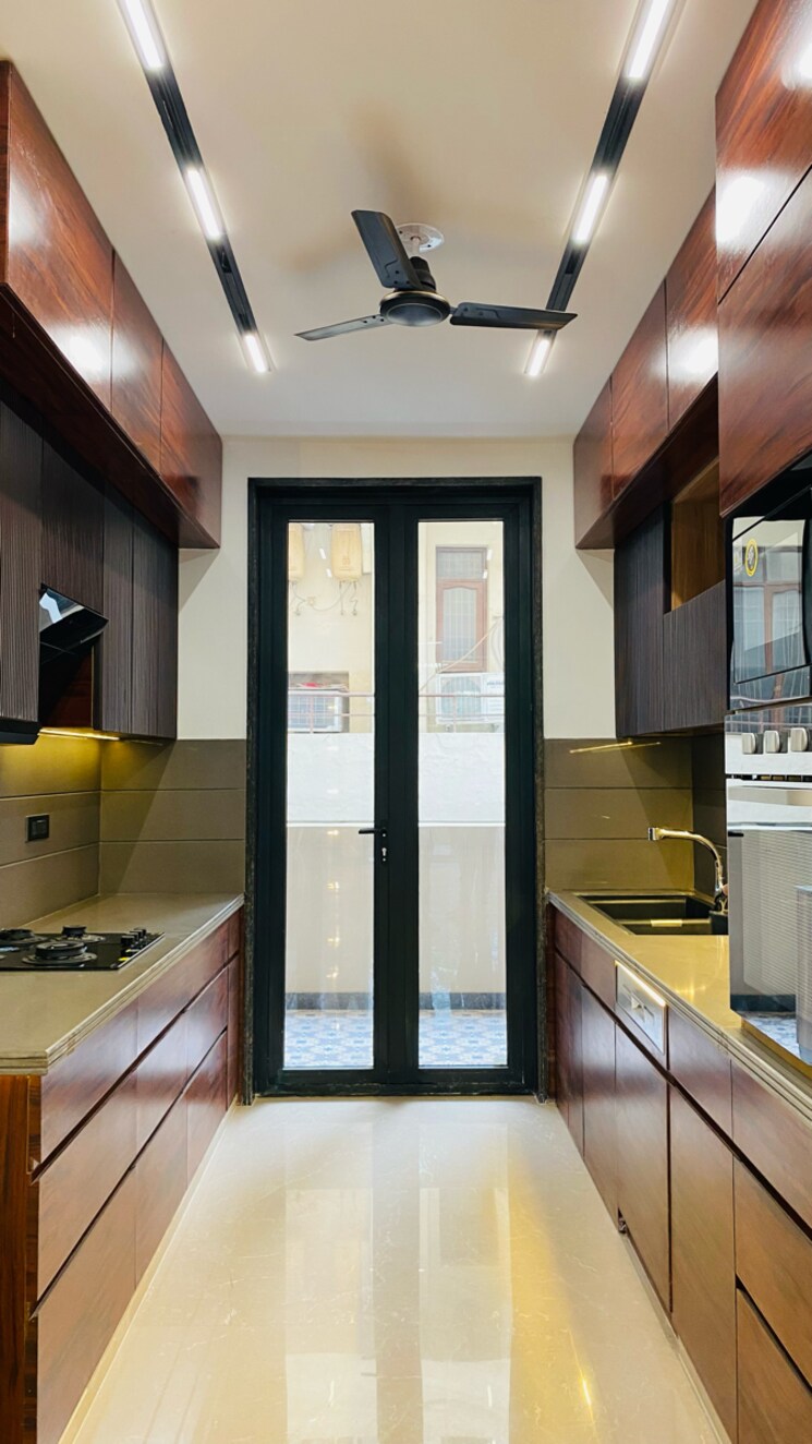 Kitchen, ansal-api-esencia 3 Bedroom 232 Sq.Yd. Builder Floor In Sector 67 Gurgaon 7605217