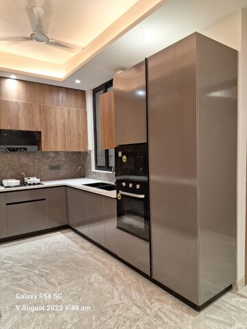 Kitchen in 3.5 BHK Apartment at Ganga Anantam, Sector 85 – for Sale