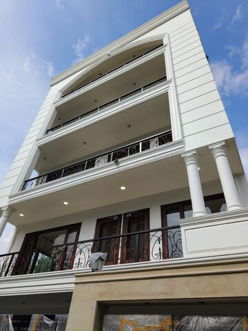 3 BHK Builder Floor – Exterior View View at Unitech South City 1, South City 1 - for Sale