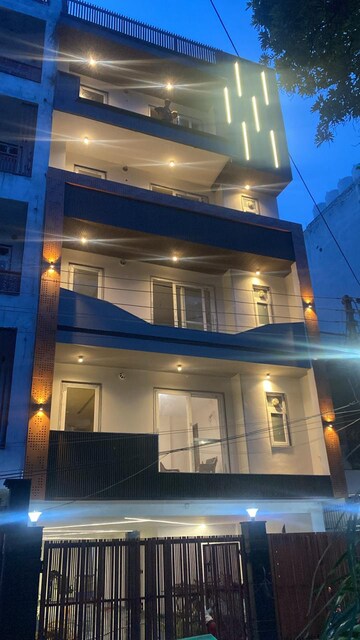 3 BHK Builder Floor – Exterior View View at Unitech South City 1, South City 1 - for Sale