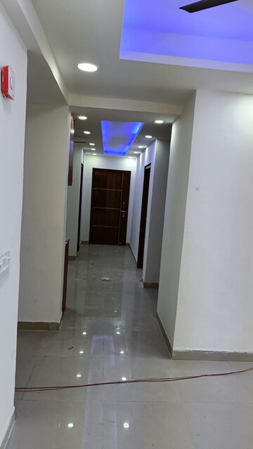 Building Lobby in 6+ BHK Independent House at Sector 31 – for Sale