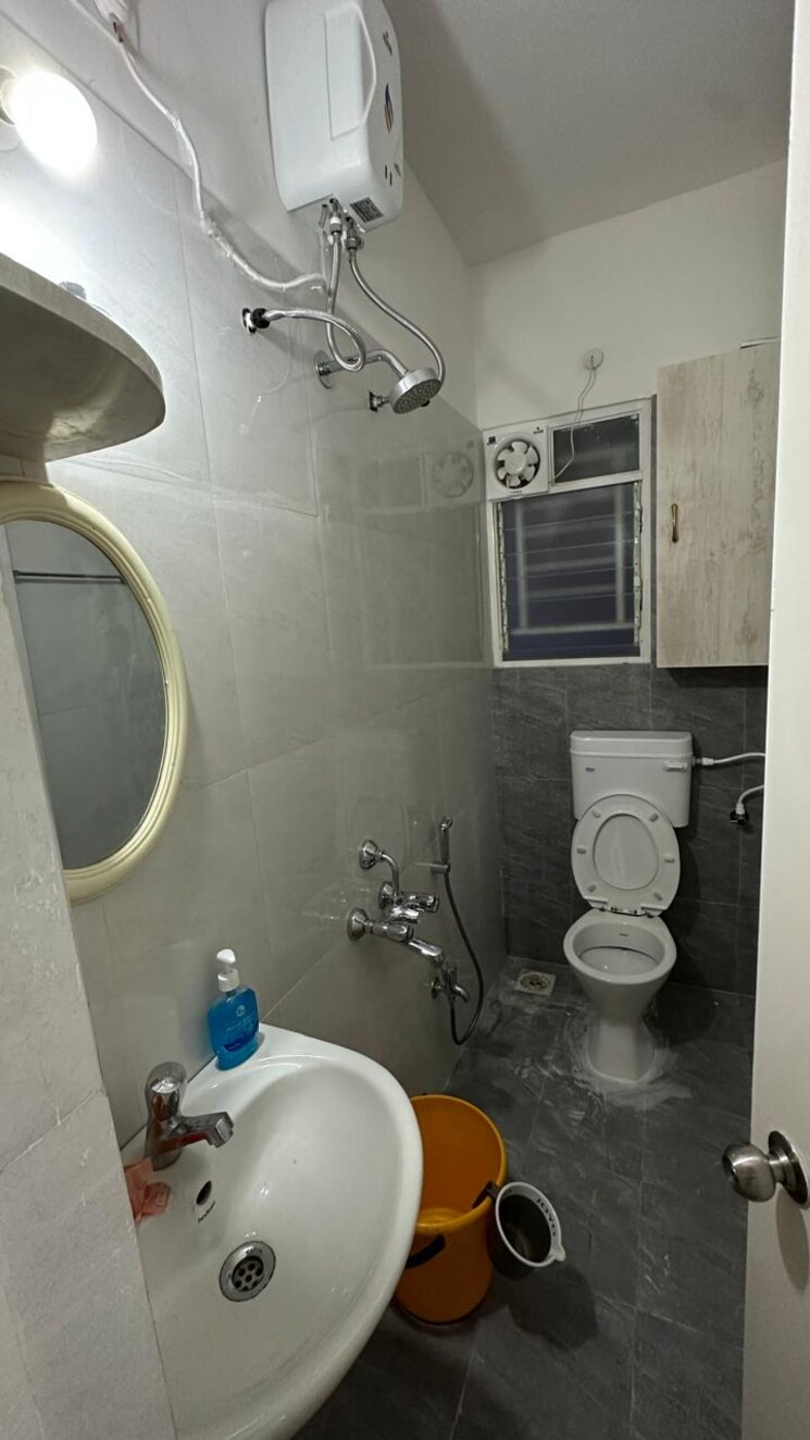 Bathroom, manav-swapnalok 2 Bedroom 606 Sq.Ft. Apartment In Hadapsar Pune 7605596