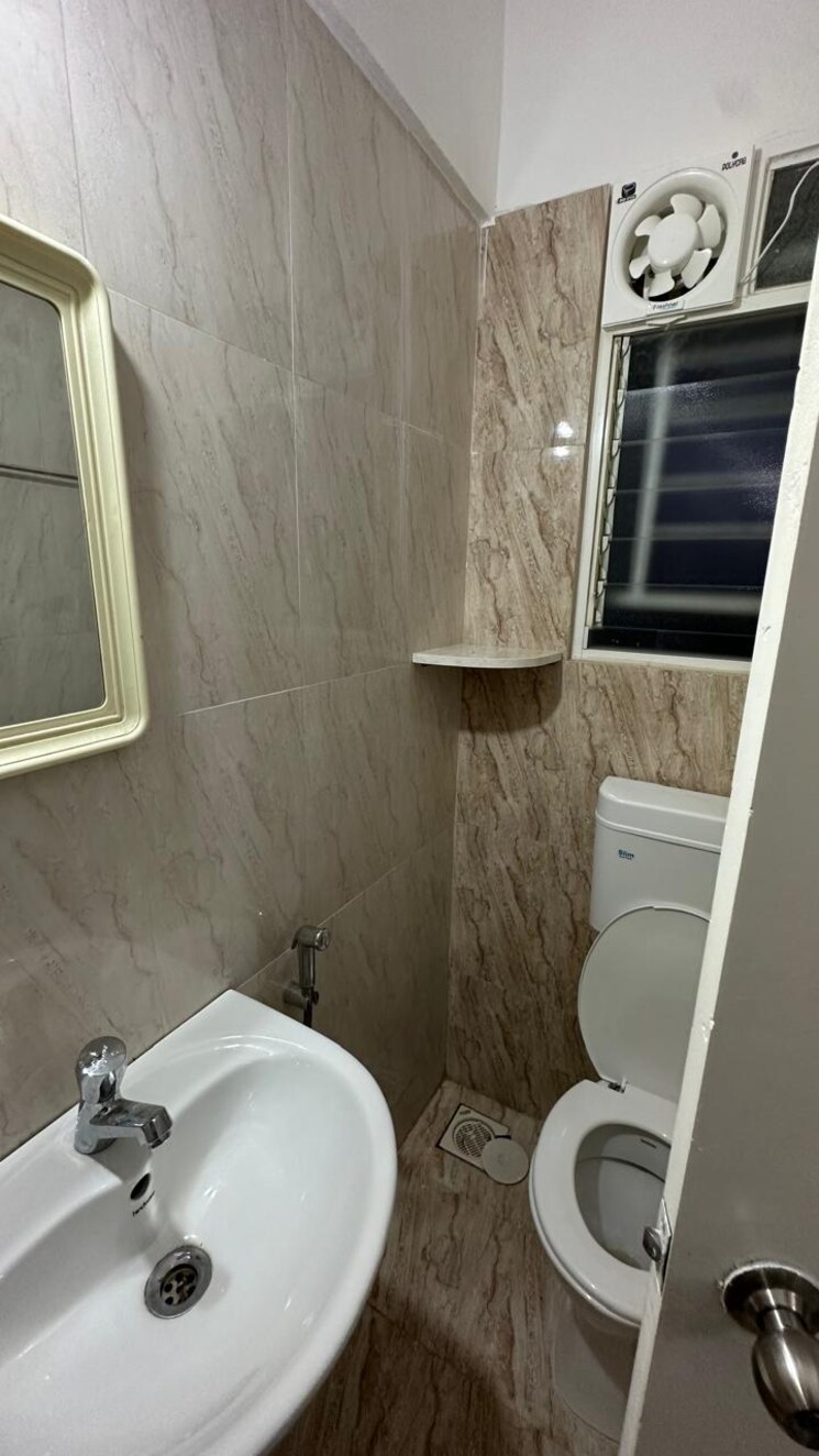 Bathroom, manav-swapnalok 2 Bedroom 606 Sq.Ft. Apartment In Hadapsar Pune 7605596