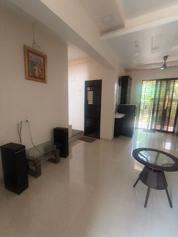 Master Bedroom in 2.5 BHK Villa at Mahavir Dham CHS Vasai, Vasai East – for Sale