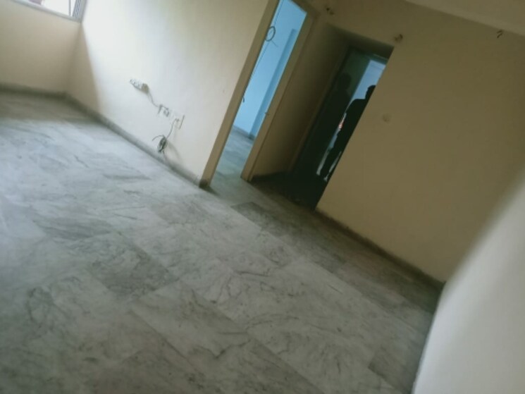 Room, saket-complex 2 Bedroom 650 Sq.Ft. Apartment In Kalwa Thane 7606385