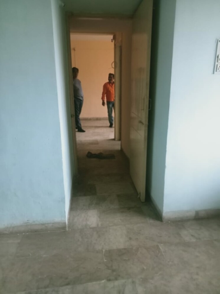 Room, saket-complex 2 Bedroom 650 Sq.Ft. Apartment In Kalwa Thane 7606385