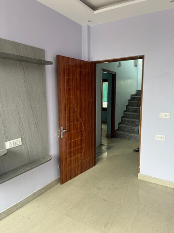 Room in 4 BHK Villa at Sector 125 – for Sale