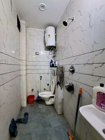 Master Bedroom in 3 BHK Builder Floor at Mohan Garden – for Sale
