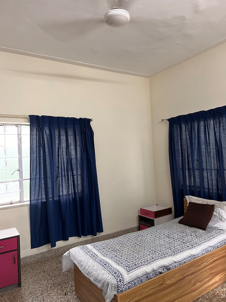 Bedroom, mira-society 2 Bedroom 950 Sq.Ft. Apartment In Swargate Pune 7606700