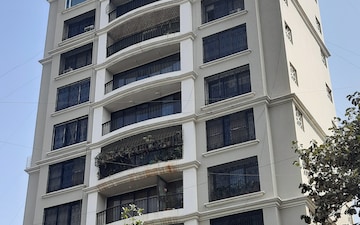 5 BHK Apartment For Sale in Bandra West