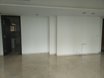 Room in 4 BHK Apartment at Hiranandani Gardens Odyssey I II, Powai – for Sale
