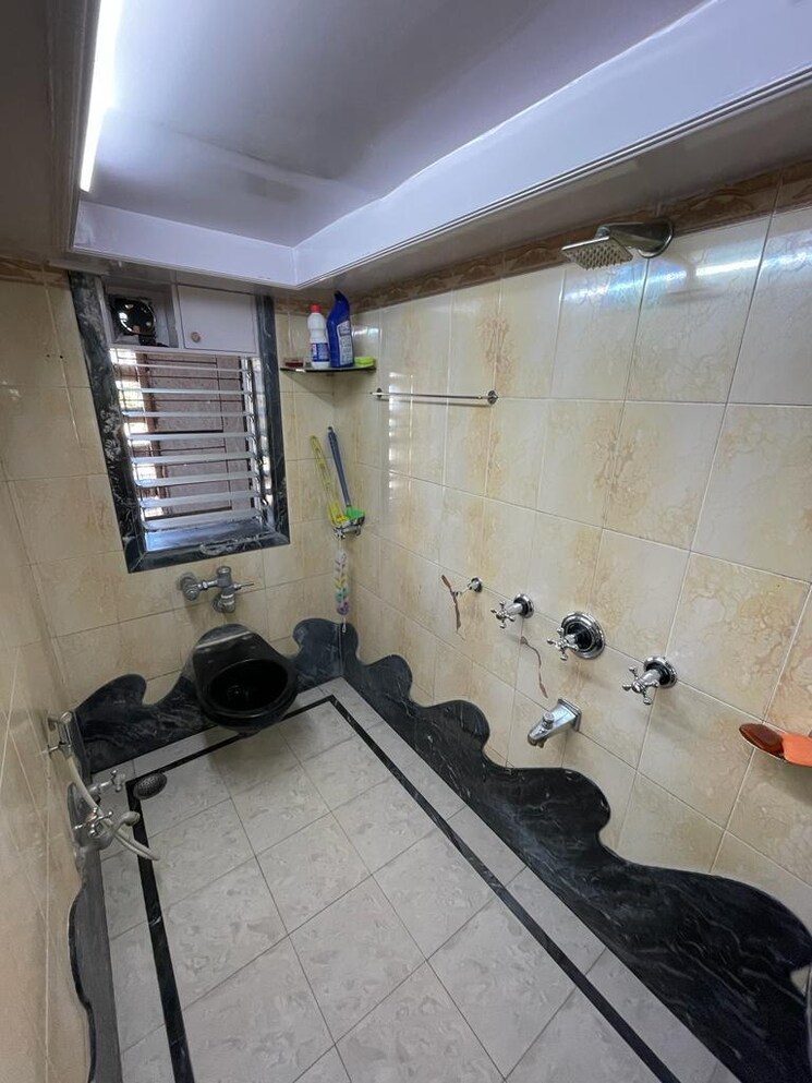 Attached Bathroom, dadar-manish-market 2 Bedroom 1038 Sq.Ft. Builder Floor In Dadar West Mumbai 7606928