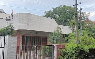 4 BHK Independent House For Sale in Sector 8