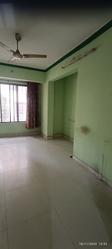 Room in 2 BHK Apartment at Nerul – for Sale