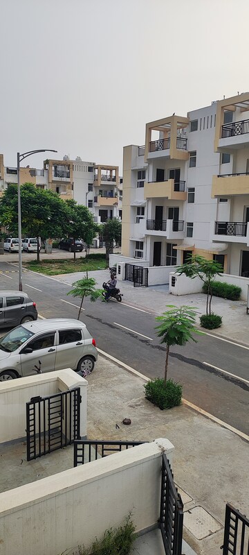 3 BHK Builder Floor – Exterior View View at BPTP Parkland, Sector 75 - for Sale