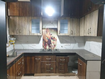 Kitchen in 3 BHK Builder Floor at BPTP Parkland, Sector 75 – for Sale
